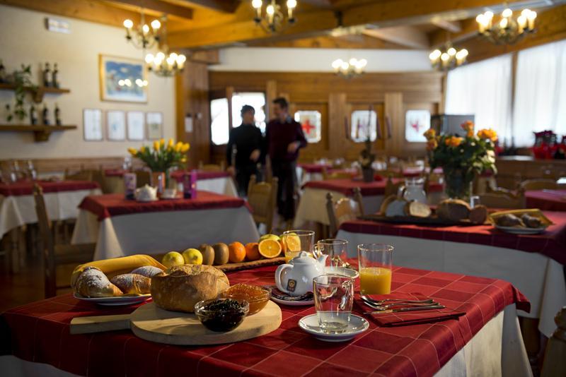 Hotel Vezzena Malga Postesina Luaran gambar